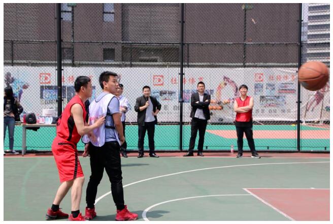 全員健身，這家公司籃球高手多達30個？